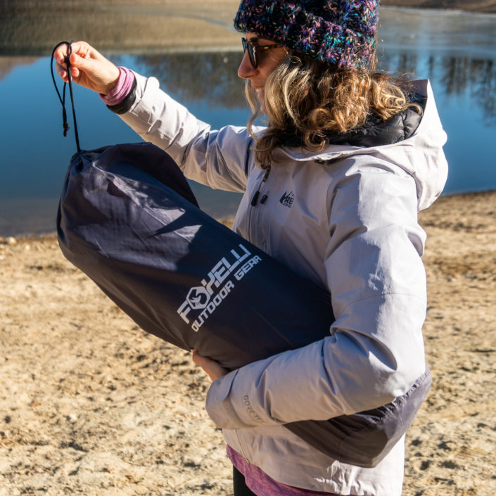 Yaiza taking out the Foxelli sleeping pad